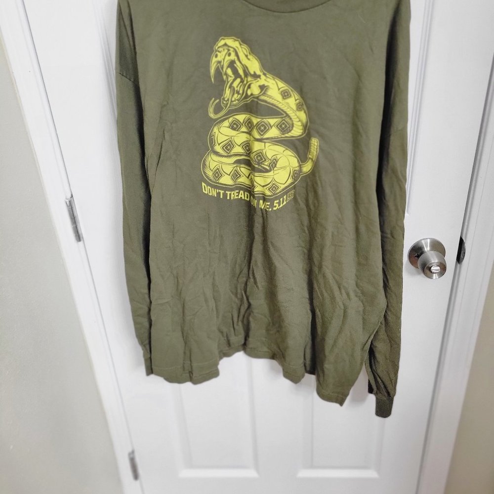 Striking 2XL Don't Tread On Me Long Sleeve Tee
